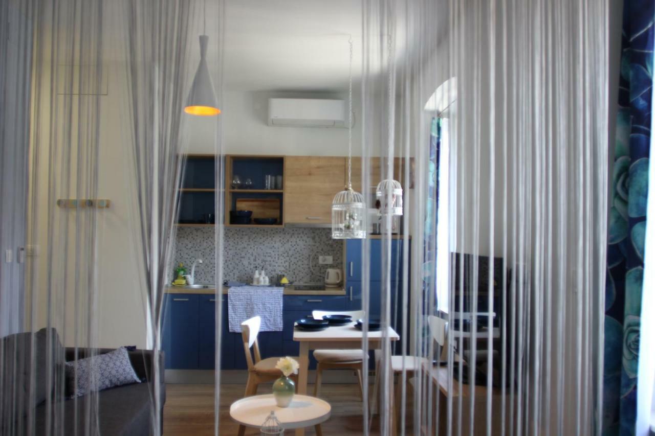 Cozy Apartment In Center Of غييكا المظهر الخارجي الصورة
