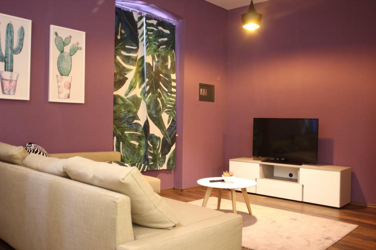 Cozy Apartment In Center Of غييكا المظهر الخارجي الصورة