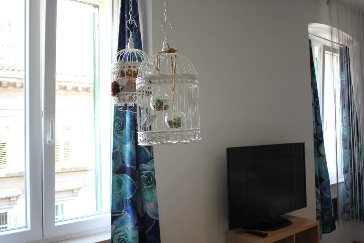 Cozy Apartment In Center Of غييكا المظهر الخارجي الصورة