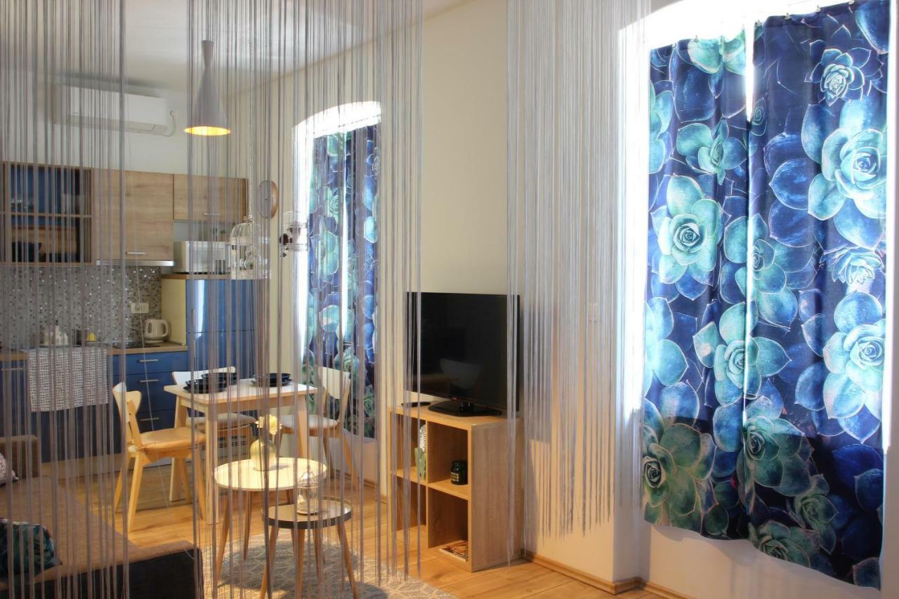 Cozy Apartment In Center Of غييكا المظهر الخارجي الصورة