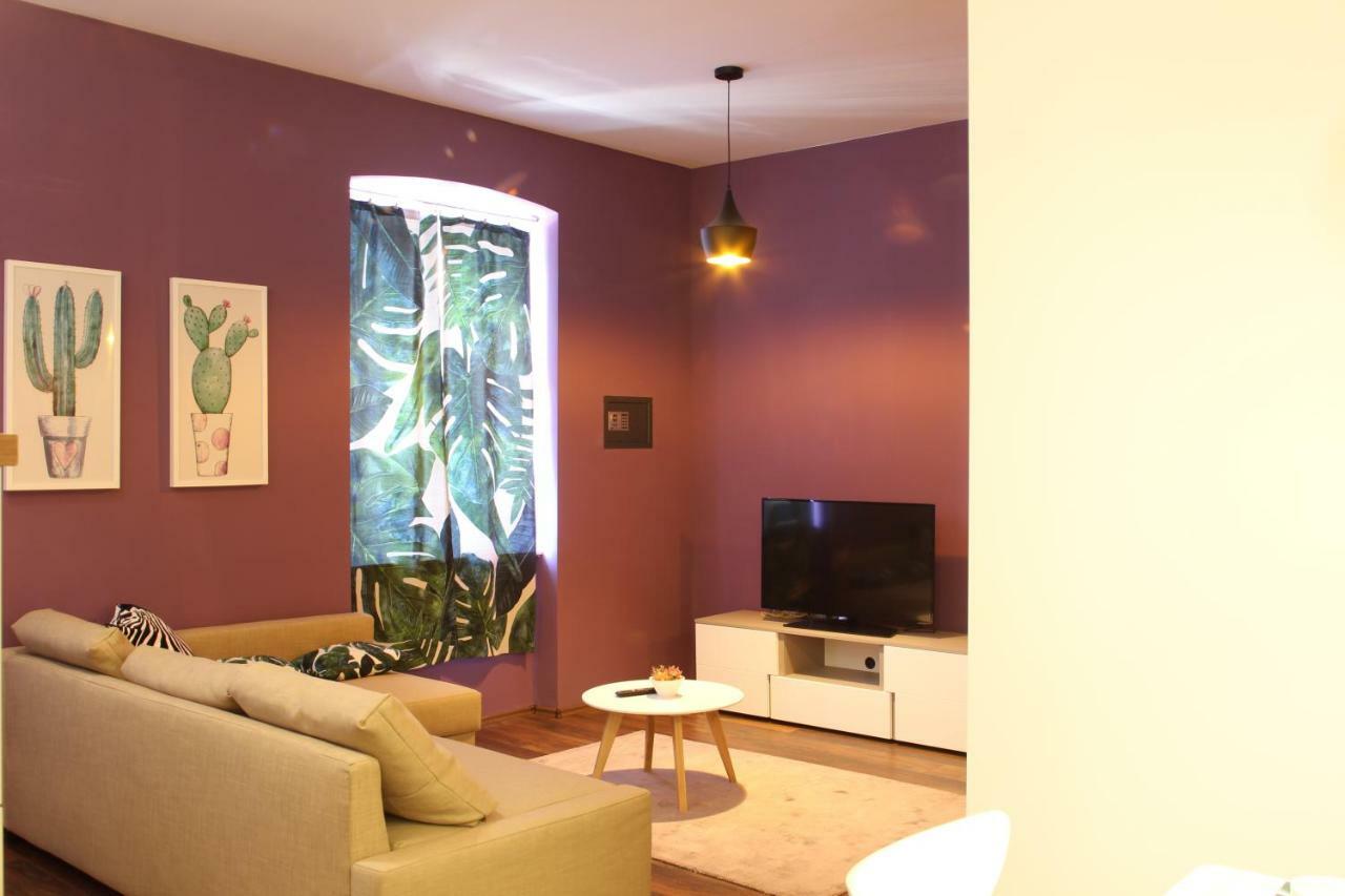 Cozy Apartment In Center Of غييكا المظهر الخارجي الصورة